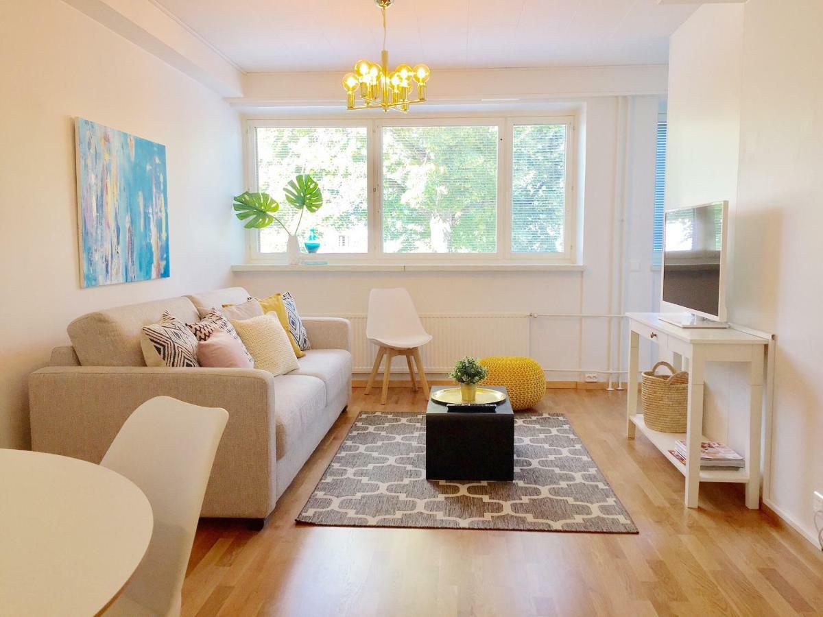Lahti Center Design Apartment Uno Экстерьер фото